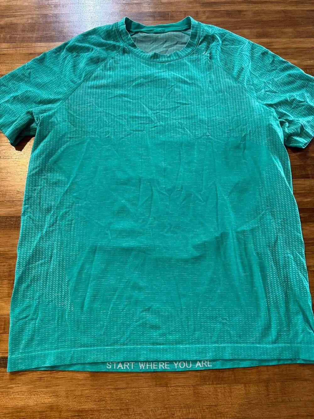 lululemon Athletica Seamless Tech T-Shirt - Teal - Size M (g17)